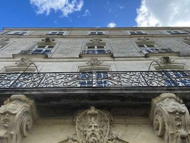 Vente appartement 8 pièces Nantes Centre Ville 44