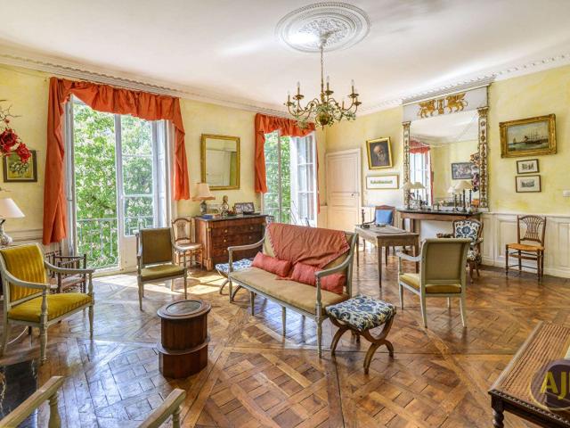 Vente appartement 8 pièces Nantes Saint Donatien 44