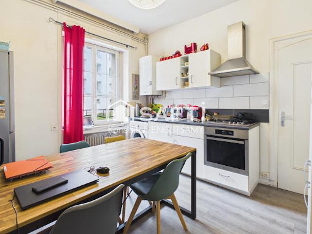 Vente Appartement 9 pièces 181 m2 Morlaix