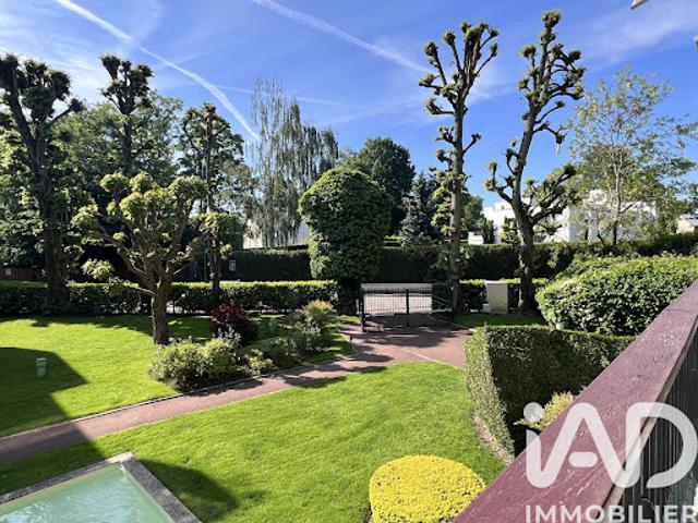 Vente Appartement 9 pièces 205 m2 La Celle Saint Cloud