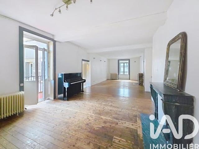 Vente Appartement 9 pièces 244 m2 Gien