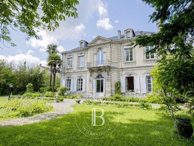 Vente Appartement 9 pièces 300 m2 Le Bouscat