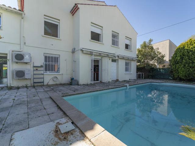 Vente Appartement 111.42 m2 Nimes