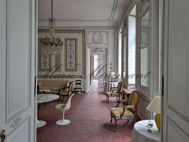 Vente appartement 11 pièces Avignon 84