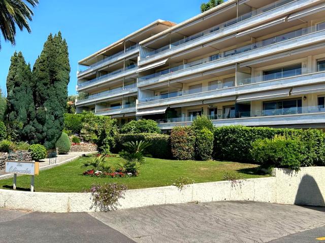 Vente appartement 1 Pièce s 15m² Le Cannet