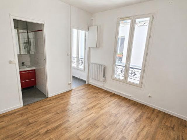 Vente Appartement 1 pièce 15 m2 Paris 18ème