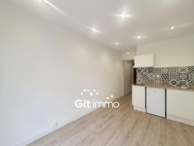 Vente Appartement 1 pièce 15.8 m2 Marseille 5ème