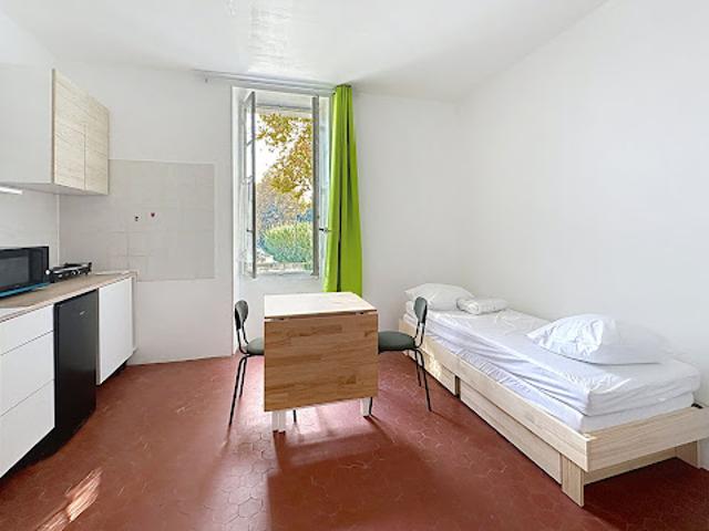 Vente Appartement 1 pièce 15.9 m2 Avignon