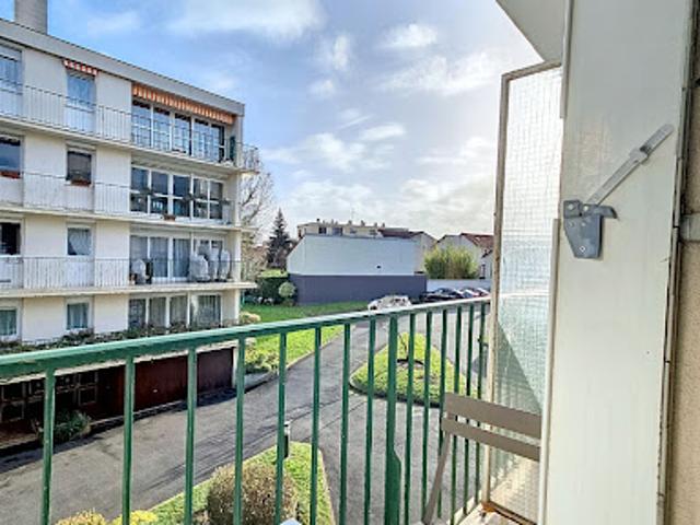 Vente Appartement 1 pièce 16 m2 Maisons Laffitte
