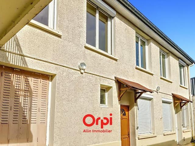 Vente Appartement 1 pièce 16 m2 Montluçon