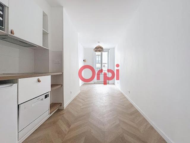Vente Appartement 1 pièce 16 m2 Paris 11ème