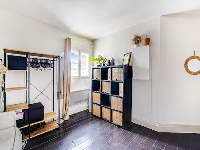 Vente Appartement 1 pièce 16.3 m2 Paris 18ème