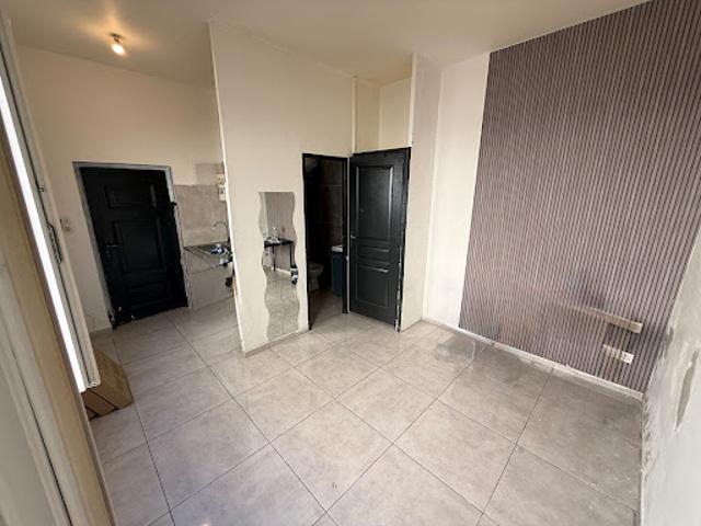 Vente Appartement 1 pièce 16.8 m2 Marseille 5ème