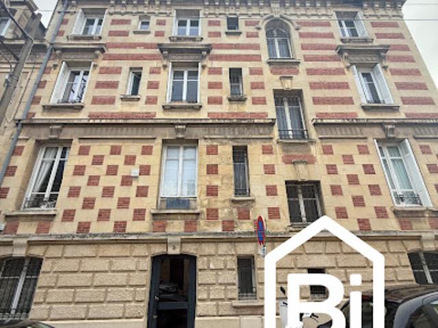 Vente Appartement 1 pièce 17 m2 Caen