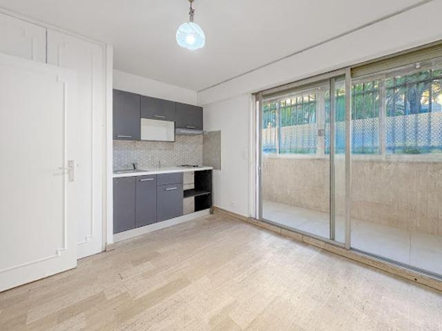 Vente Appartement 1 pièce 17 m2 Cannes