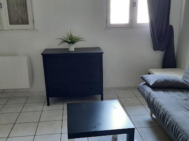 Vente Appartement 1 pièce 17 m2 Toulon