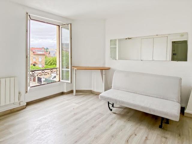 Vente Appartement 1 pièce 17 m2 Versailles