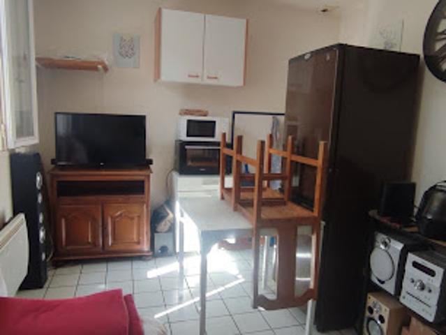Vente Appartement 1 pièce 17.24 m2 Saintes