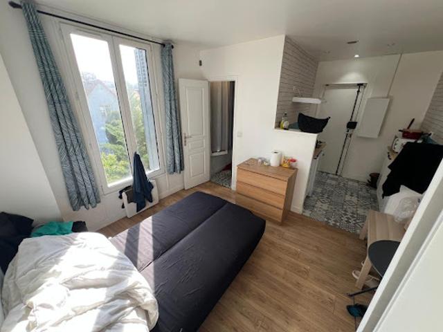 Vente Appartement 1 pièce 18 m2 Le Bourget