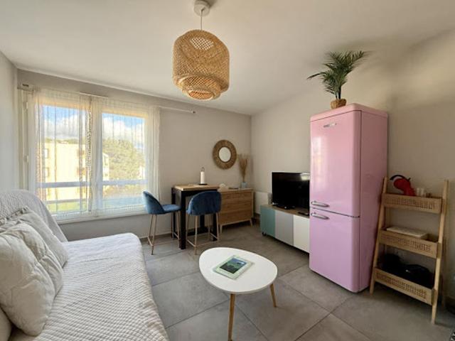 Vente Appartement 1 pièce 18.49 m2 Bormes les Mimosas