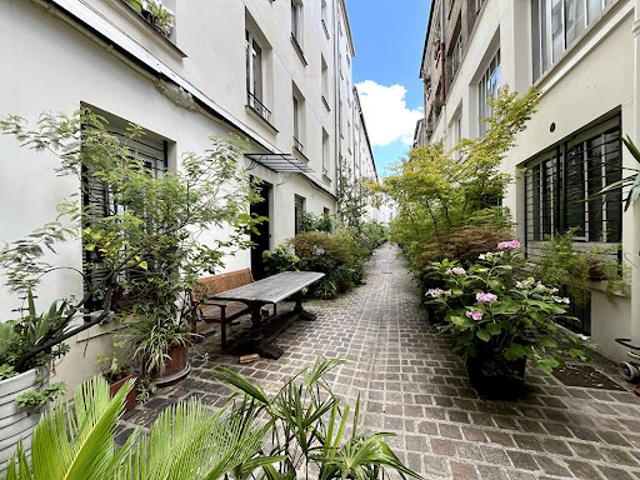 Vente Appartement 1 pièce 18.5 m2 Paris 10ème