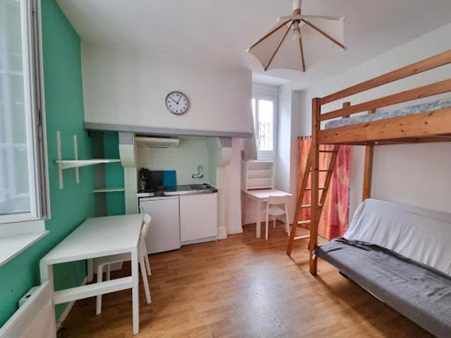 Vente Appartement 1 pièce 12 m2 Pau