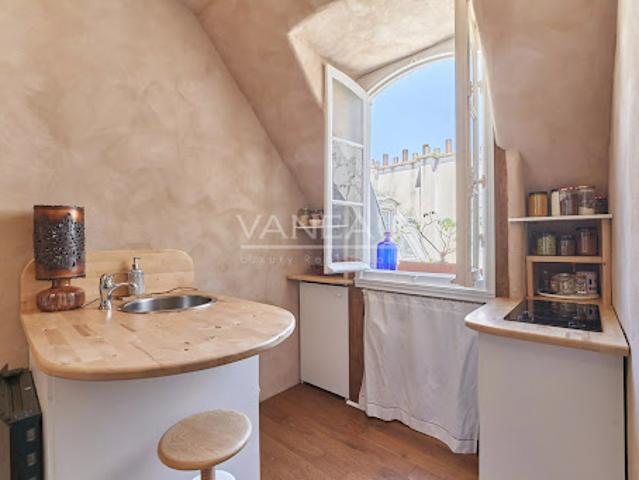 Vente Appartement 1 pièce 10.3 m2 Paris 7ème