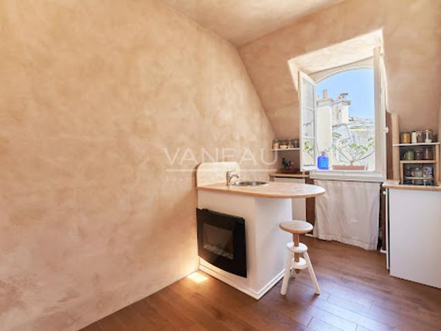 Vente Appartement 1 pièce 10.3 m2 Paris 7ème