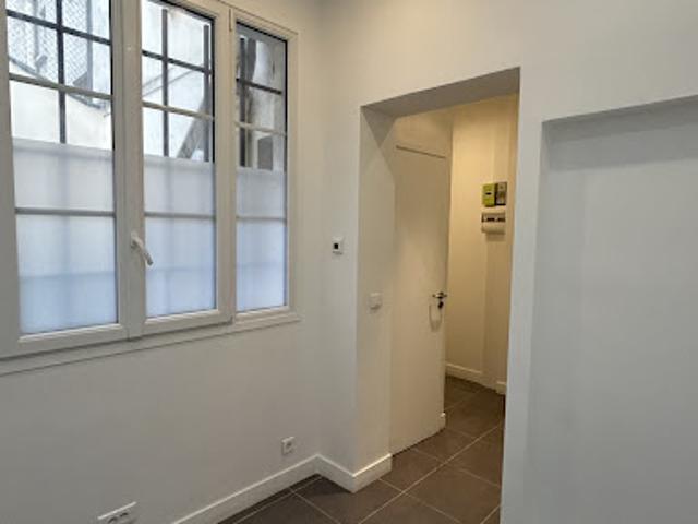 Vente Appartement 1 pièce 10.4 m2 Paris 18ème