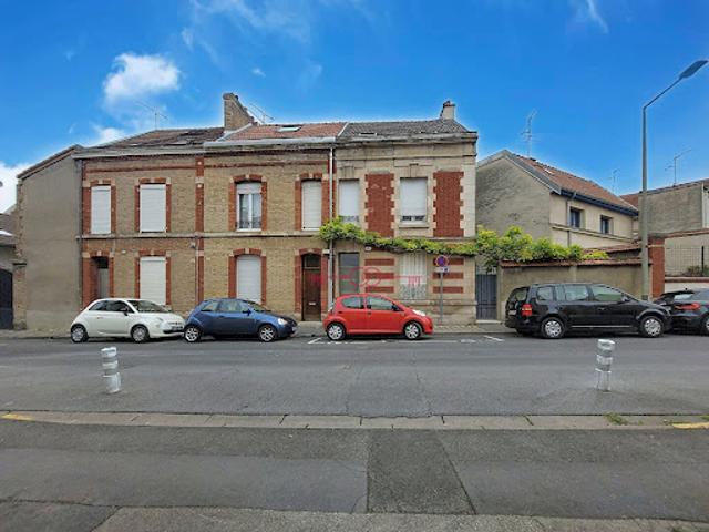 Vente Appartement 1 pièce 11 m2 Reims