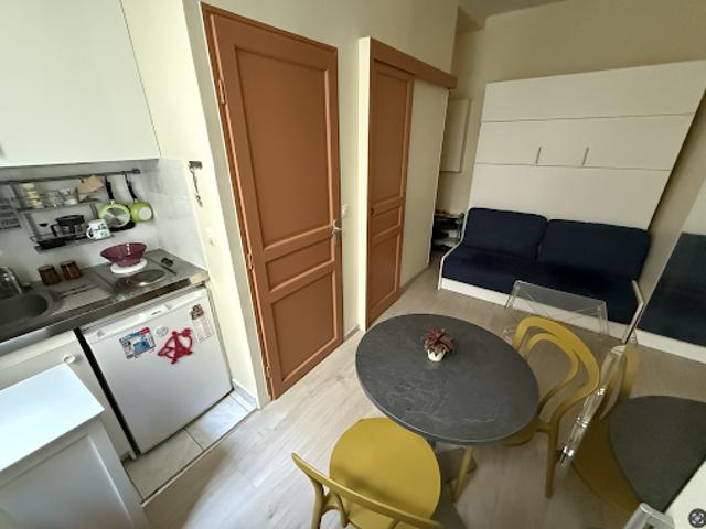 Vente Appartement 1 pièce 13 m2 Paris 11ème