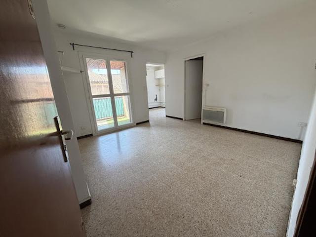 Vente Appartement 1 pièce 24 m2 Charleval