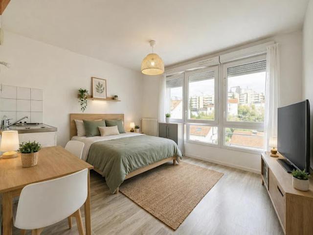Vente Appartement 1 pièce 24 m2 Corbeil Essonnes