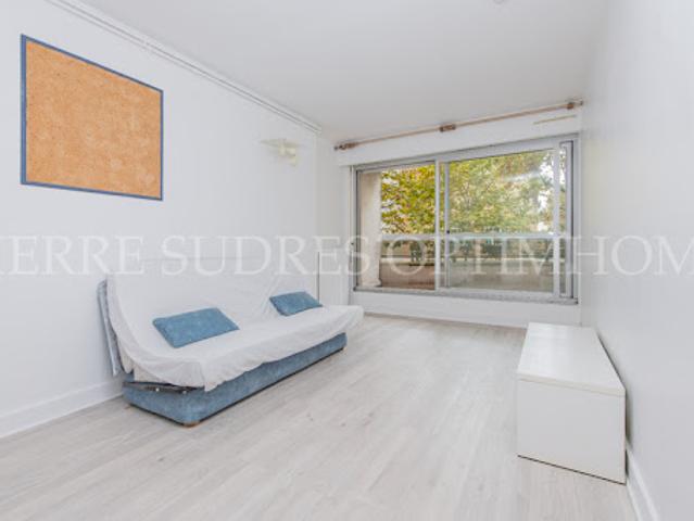 Vente Appartement 1 pièce 24 m2 Paris 18ème