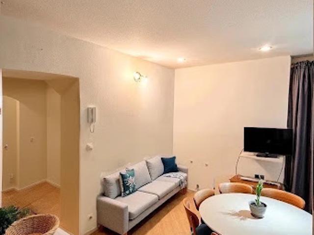 Vente Appartement 1 pièce 24 m2 Rochefort