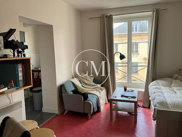 Vente Appartement 1 pièce 24 m2 Versailles
