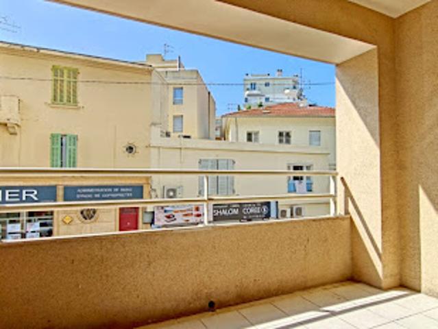 Vente Appartement 1 pièce 24.16 m2 Juan les pins