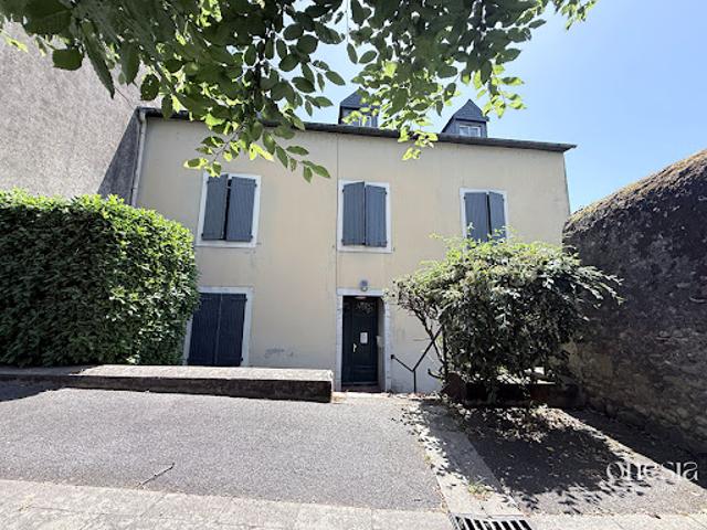 Vente Appartement 1 pièce 24.4 m2 Oloron Sainte Marie