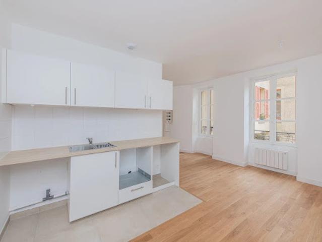 Vente Appartement 1 pièce 24.5 m2 Versailles