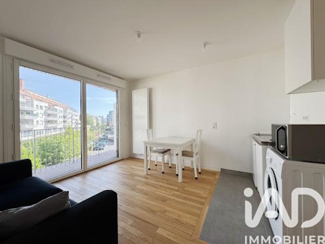 Vente Appartement 1 pièce 25 m2 Issy les Moulineaux