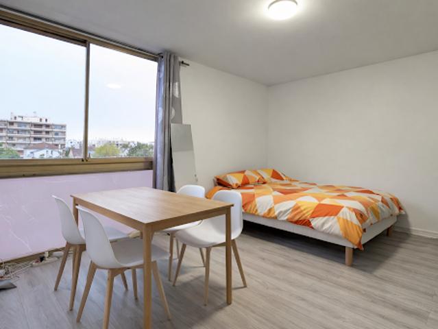 Vente Appartement 1 pièce 25 m2 La Varenne Saint Hilaire