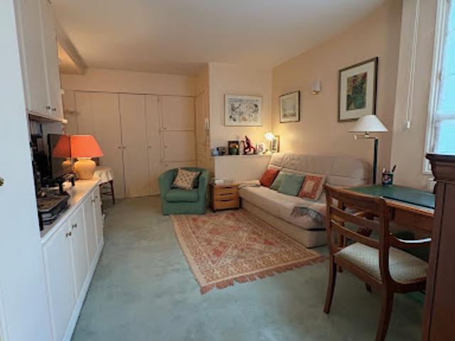 Vente Appartement 1 pièce 25.7 m2 Paris 1er