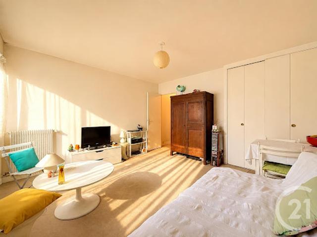 Vente Appartement 1 pièce 25.8 m2 Paris 20ème