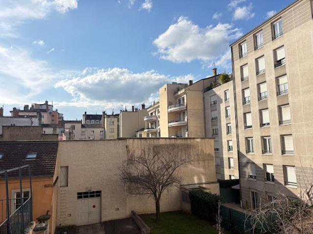 Vente Appartement 1 pièce 26 m2 Lyon 6ème