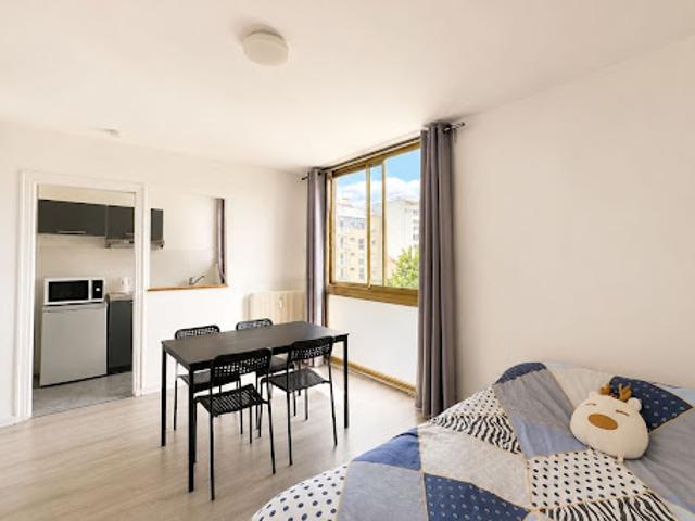 Vente Appartement 1 pièce 26 m2 La Varenne Saint Hilaire