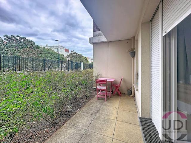 Vente Appartement 1 pièce 26.74 m2 Corbeil Essonnes