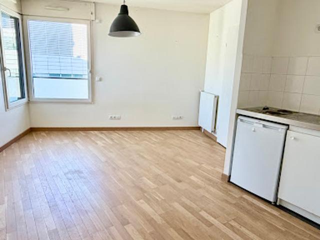 Vente Appartement 1 pièce 26.82 m2 Issy les Moulineaux