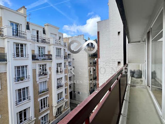 Vente Appartement 1 pièce 27 m2 Courbevoie