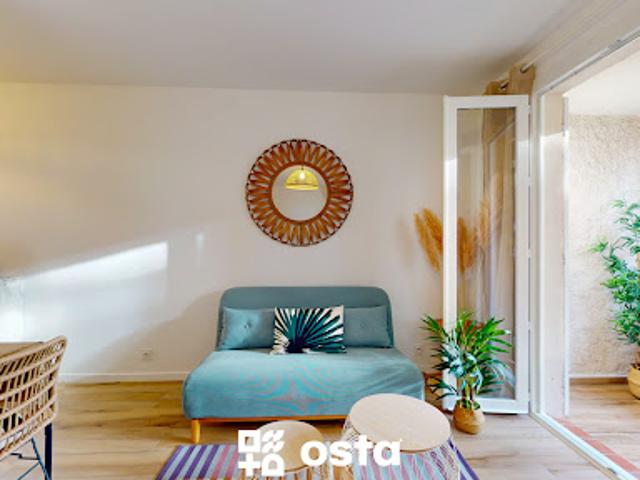 Vente Appartement 1 pièce 27 m2 Hyeres