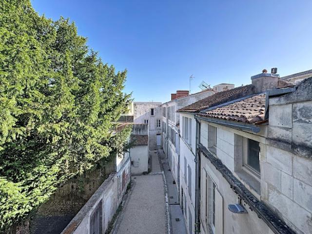 Vente Appartement 1 pièce 27.66 m2 La Rochelle